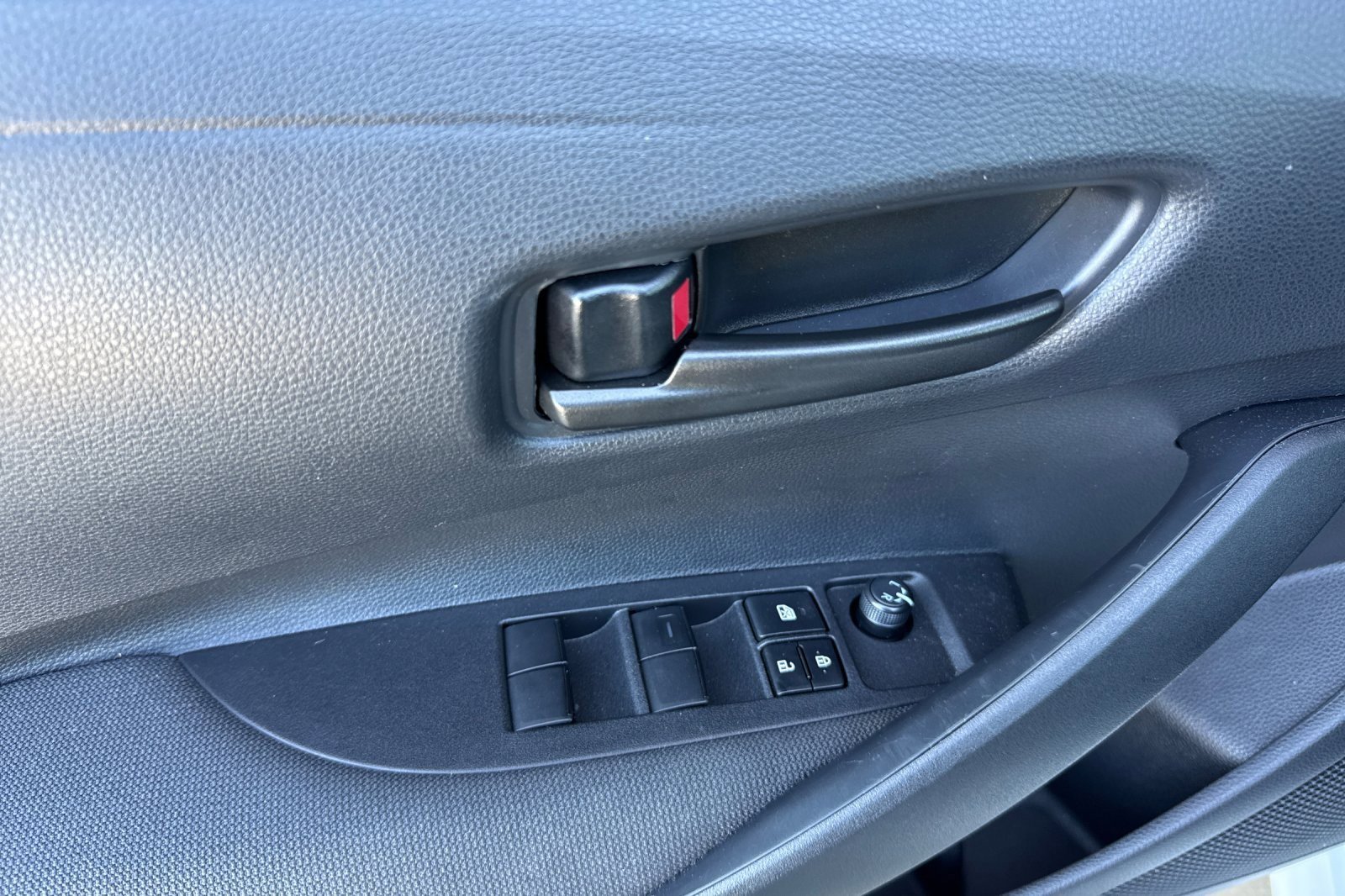 Certified 2026 Toyota Corolla LE FWD image 10