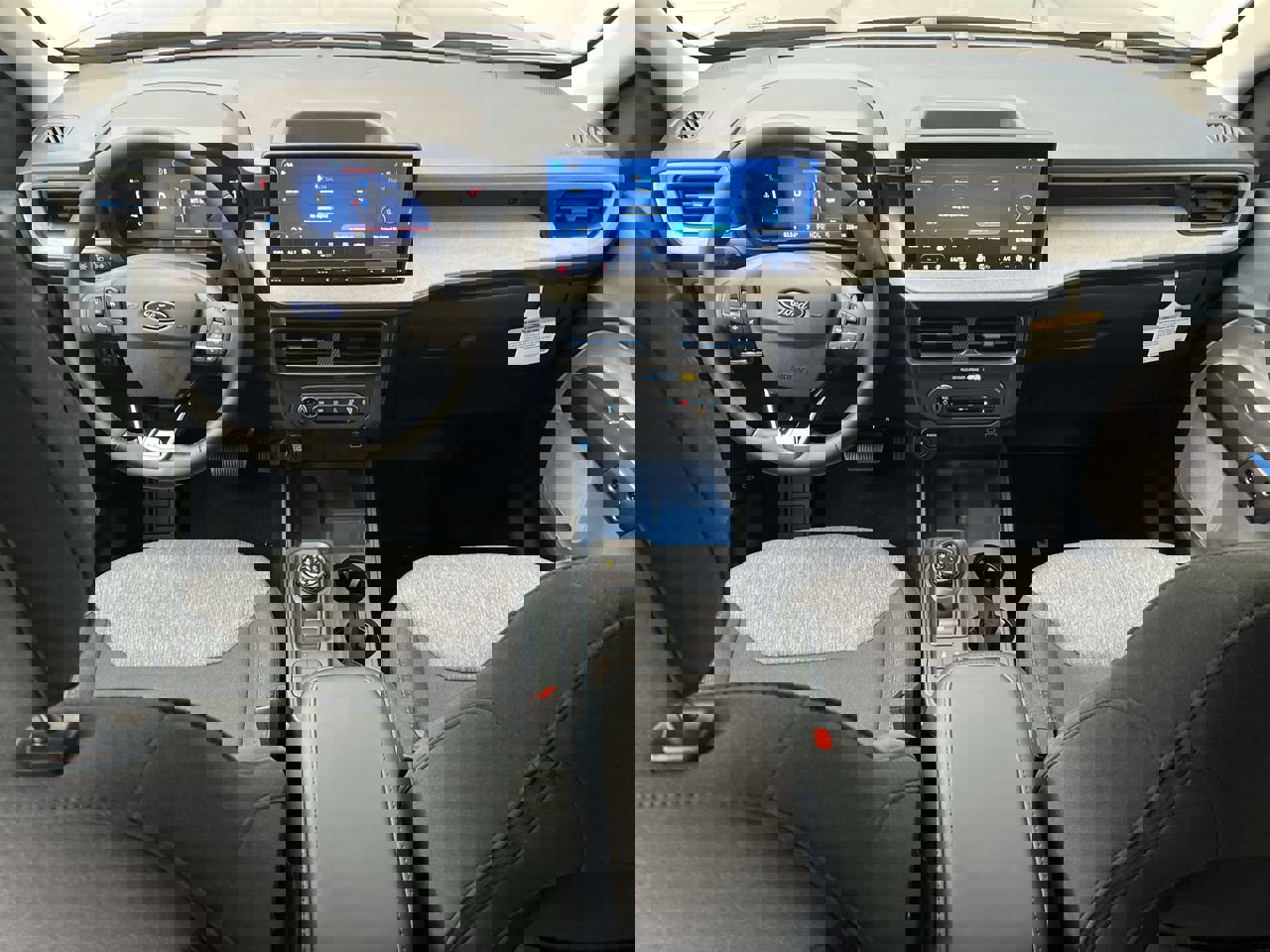 New 2025 Ford Maverick XLT w/ XLT Luxury Package image 4