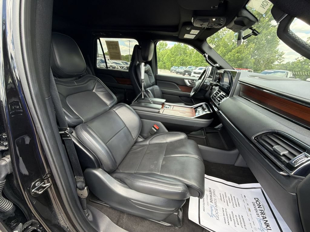 Used 2024 Lincoln Navigator Reserve AWD/4WD image 26