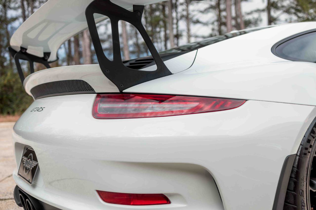 Used 2016 Porsche 911 GT3 RS image 21