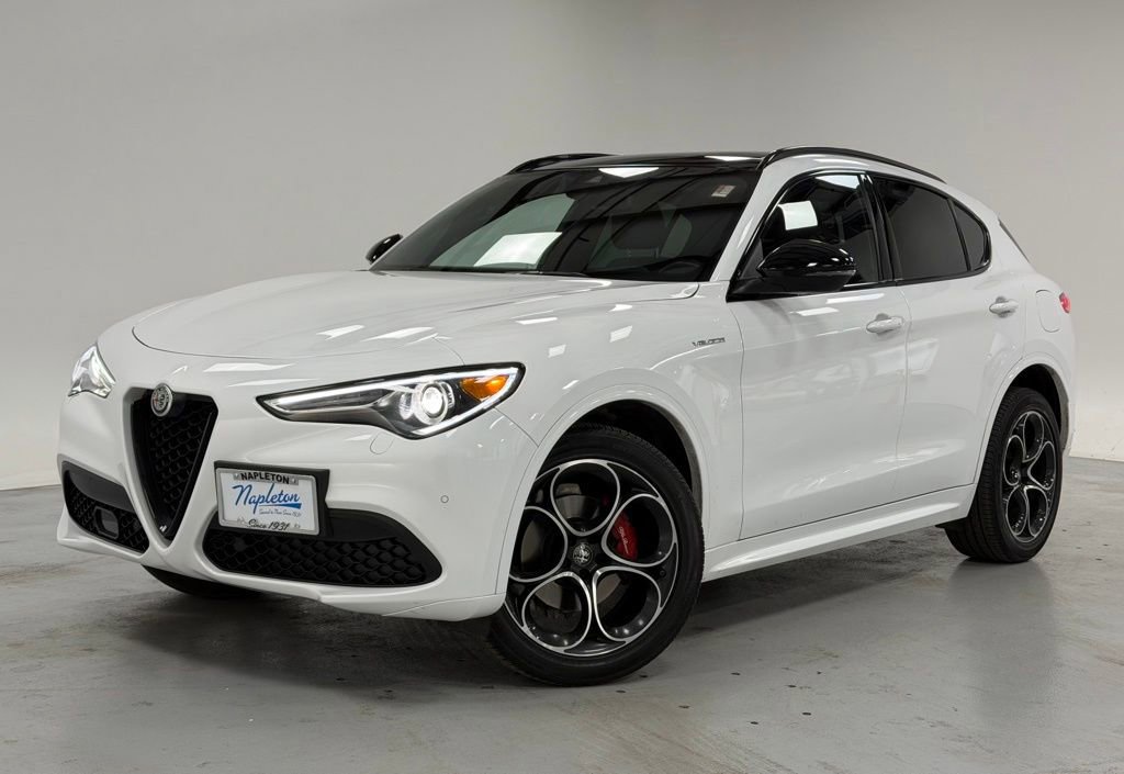 Used 2023 Alfa Romeo Stelvio Veloce
