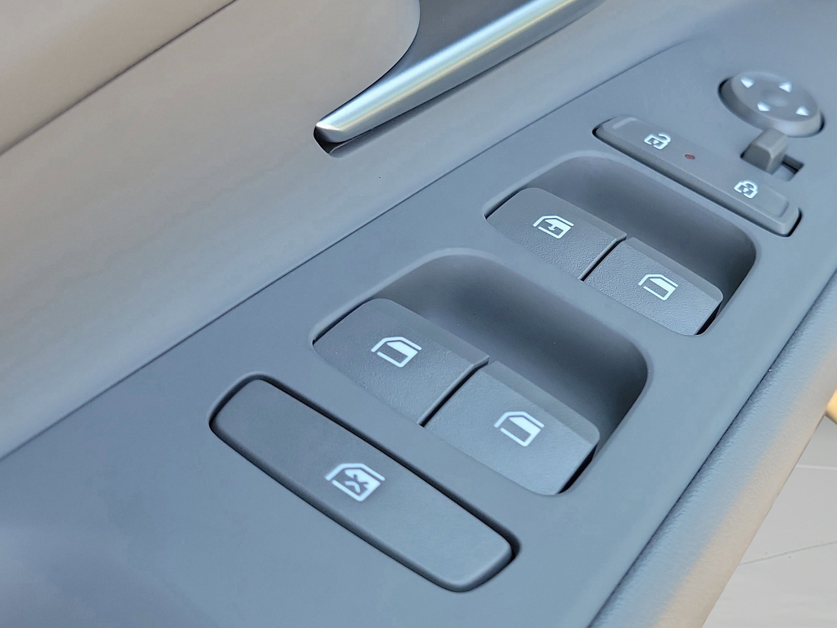 New 2026 Hyundai Elantra SE image 30