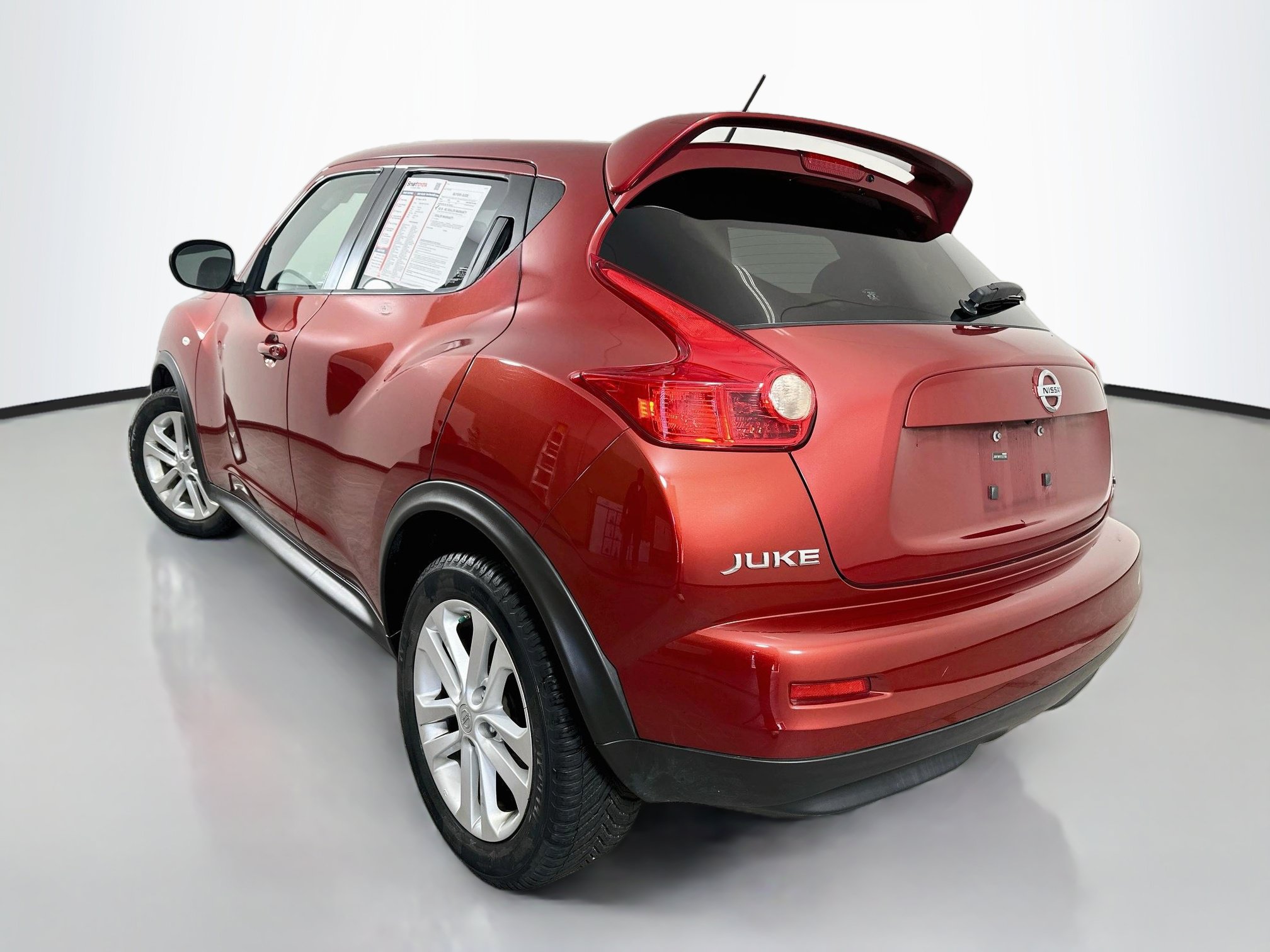 Used 2011 Nissan Juke SL FWD image 5