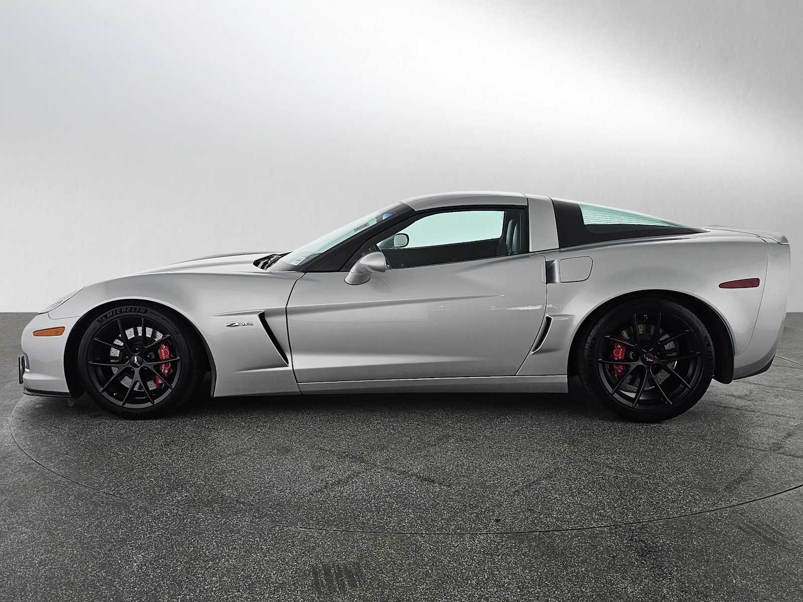 Used 2009 Chevrolet Corvette Z06 w/ Preferred Equipment Group image 6