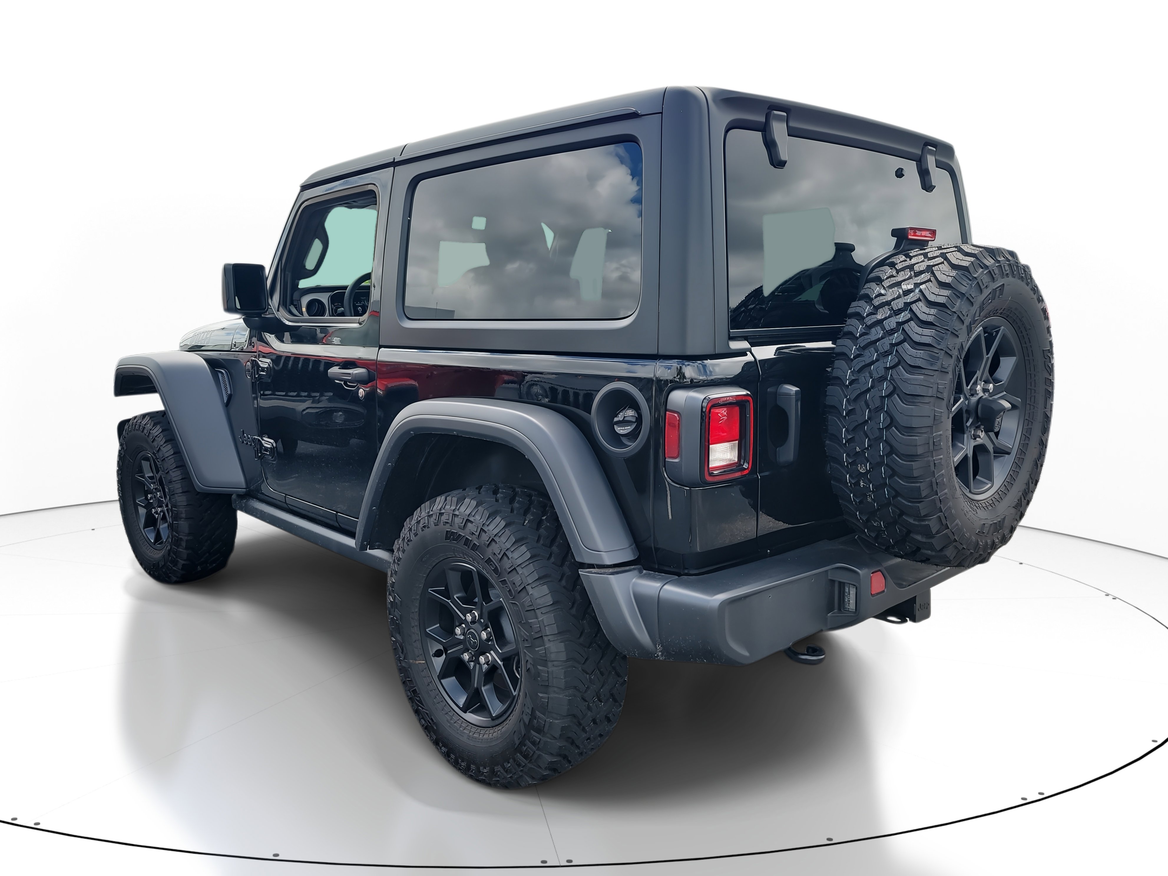 Used 2025 Jeep Wrangler Willys image 6