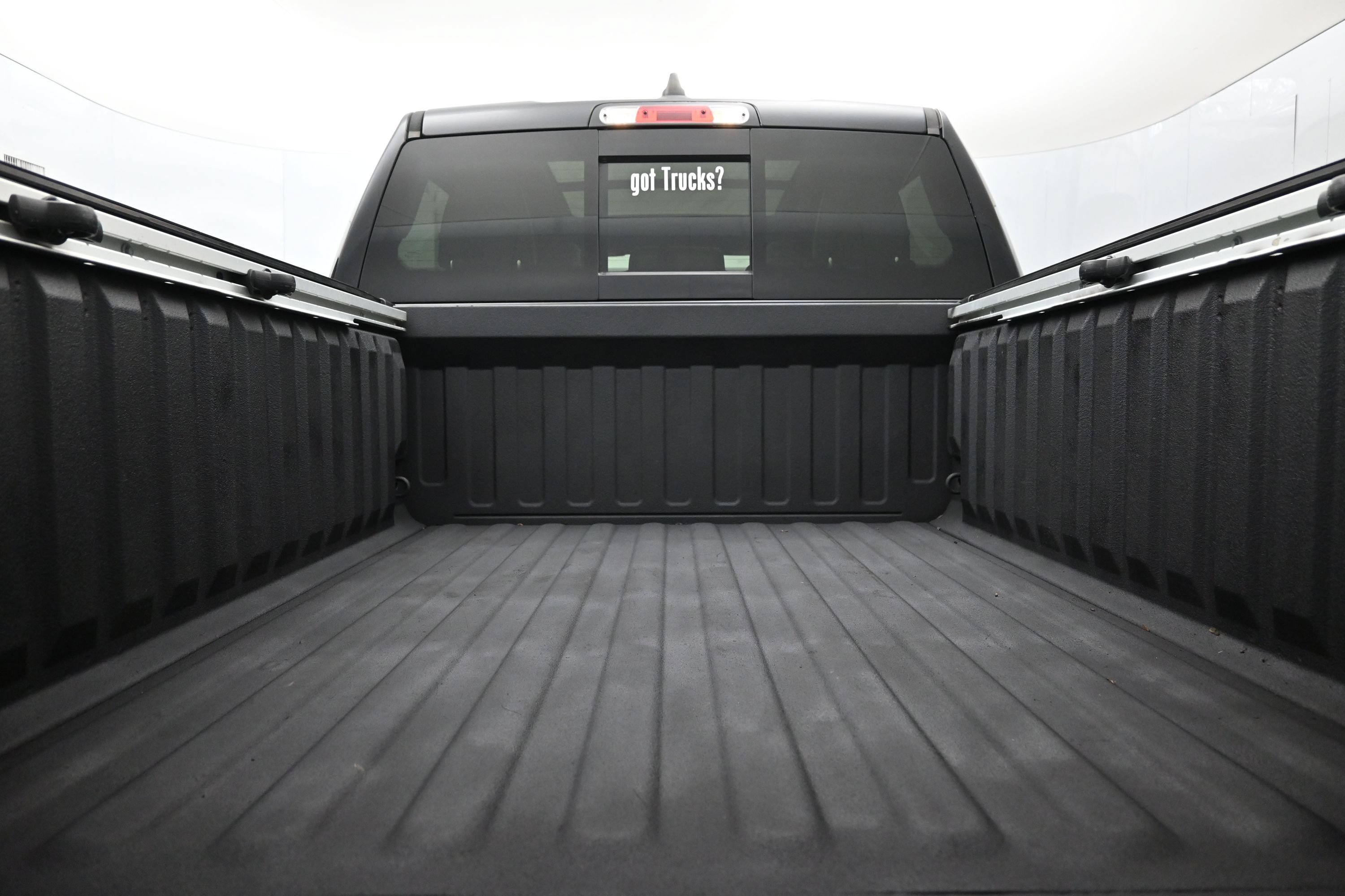 Used 2020 RAM 1500 Rebel w/ Rebel Level 2 Equipment Group AWD/4WD image 7