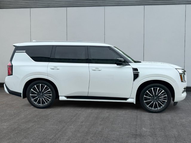 Used 2025 Nissan Armada Platinum Reserve AWD/4WD image 6