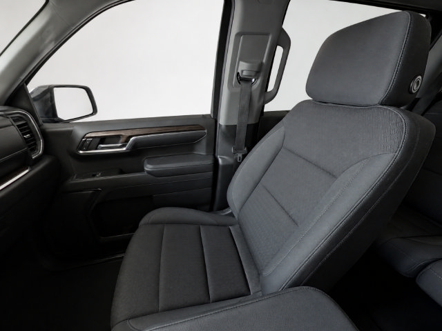 Used 2023 Chevrolet Silverado 1500 LT AWD/4WD image 12