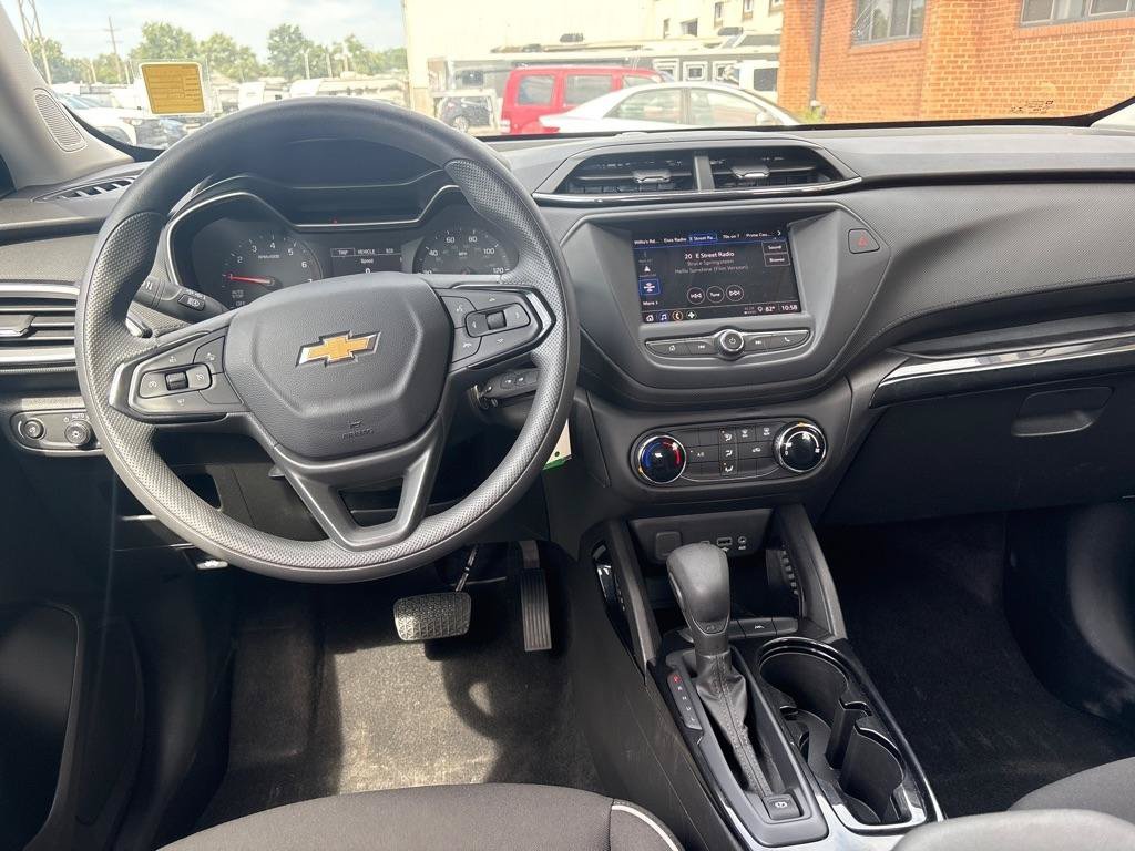 Used 2023 Chevrolet TrailBlazer LS FWD image 22