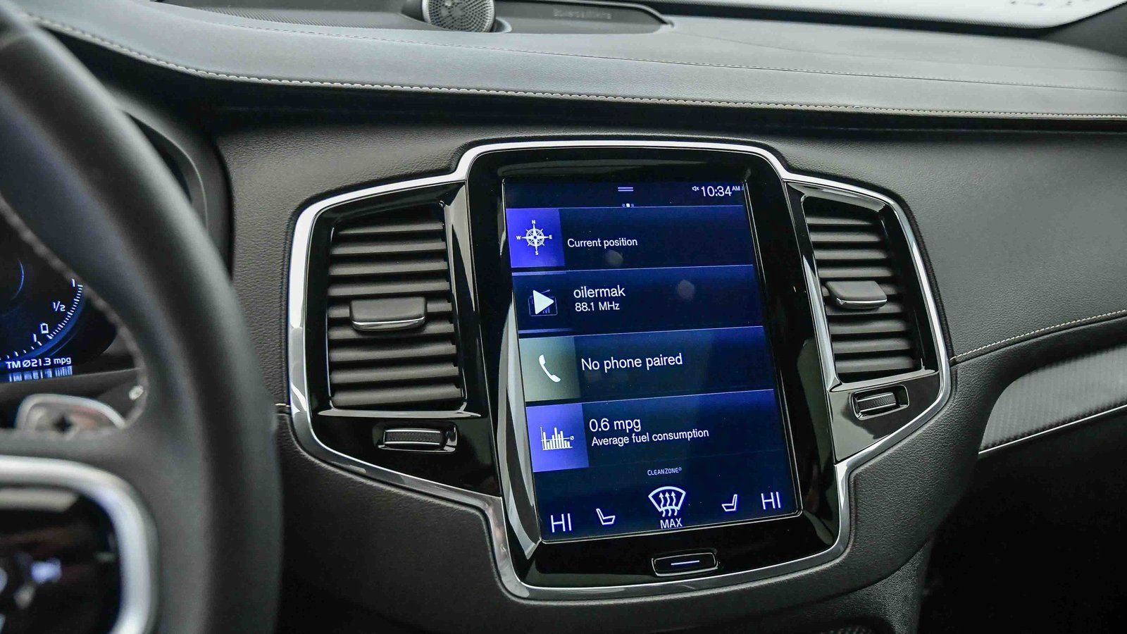 Used 2019 Volvo XC90 T8 R-Design w/ Advanced Package image 34