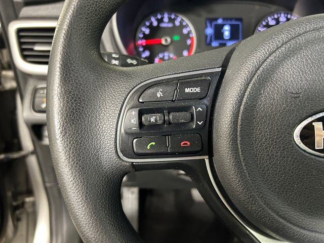 Used 2018 Kia Optima LX w/ 17" Alloy Wheels Package image 16