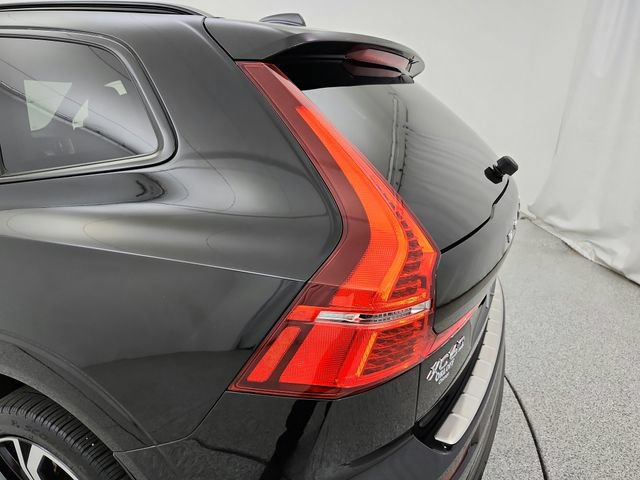 Used 2024 Volvo XC60 T8 Ultimate w/ Protection Package Premier AWD/4WD image 47