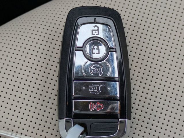 New 2026 Lincoln Corsair Premiere image 25