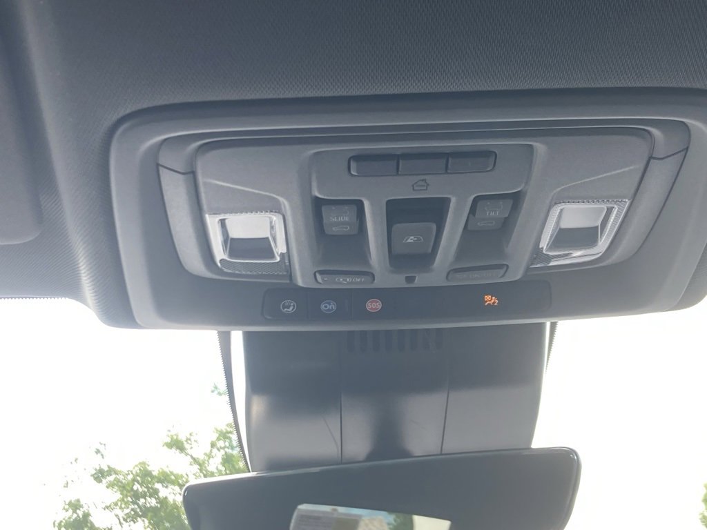 Used 2024 GMC Sierra 1500 Denali image 16