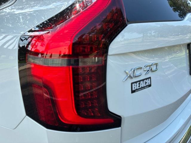 New 2026 Volvo XC90 B5 Core AWD/4WD image 14