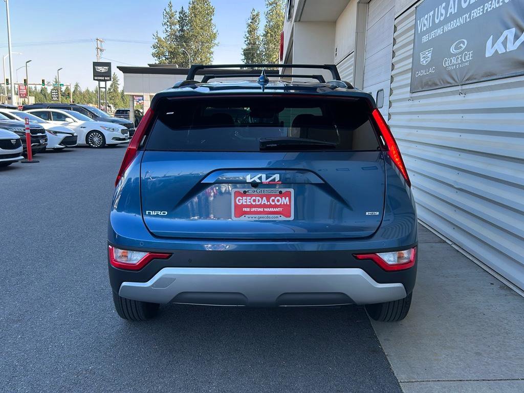New 2025 Kia Niro EX image 5