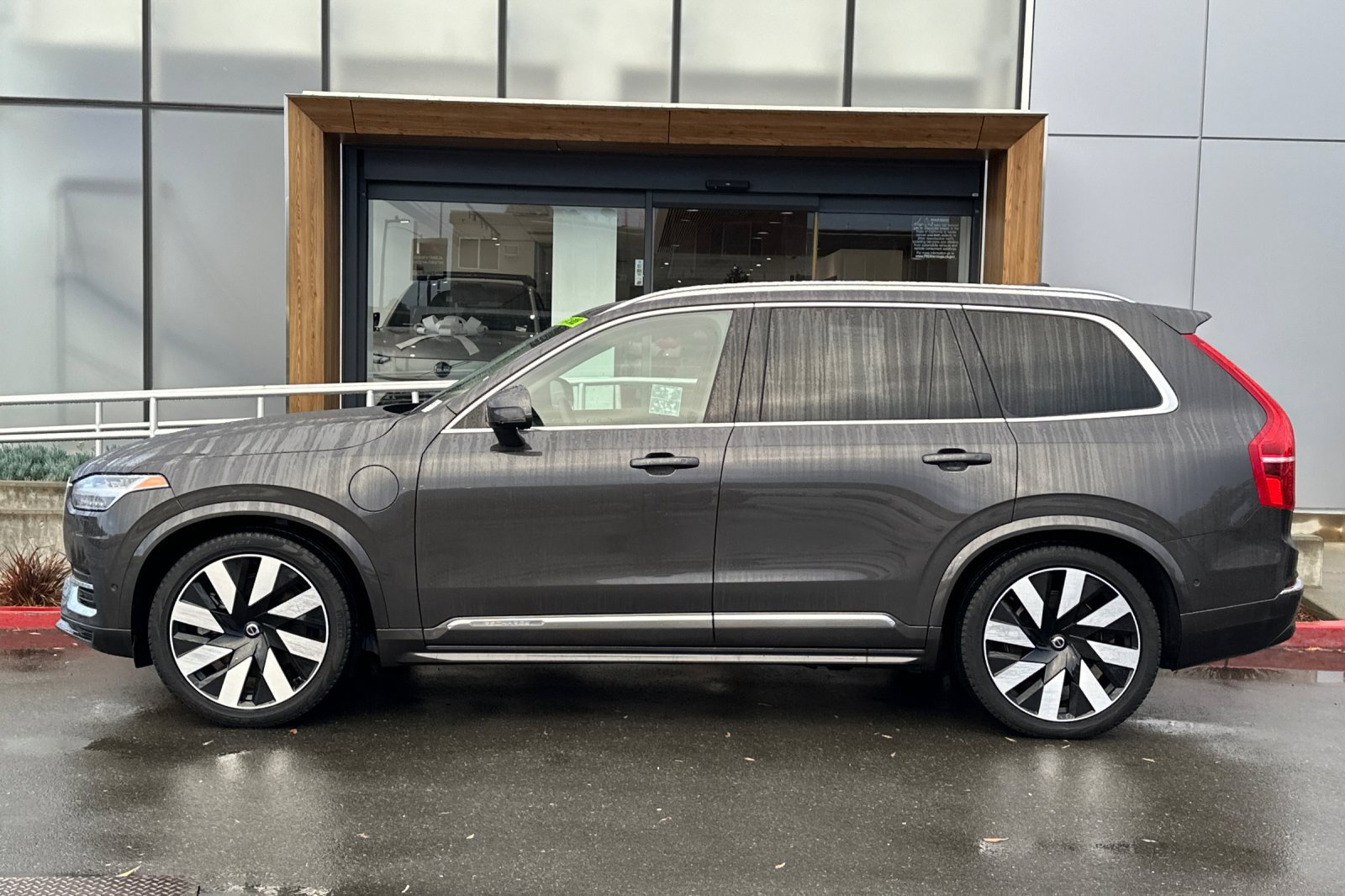 Certified 2023 Volvo XC90 T8 Ultimate image 6