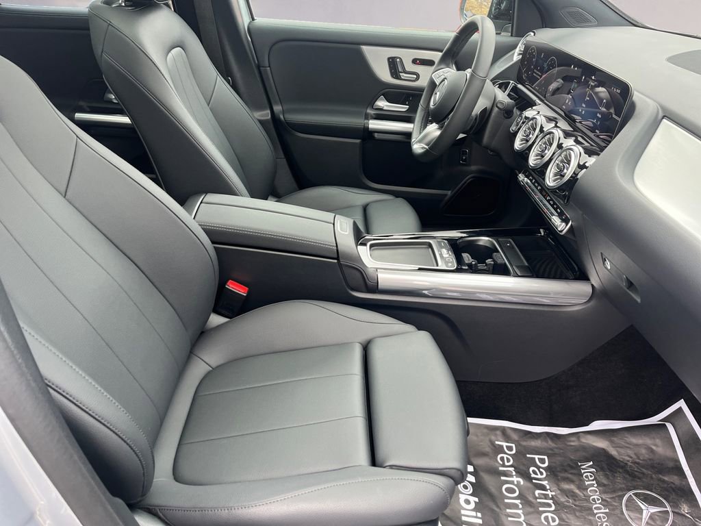 Certified 2026 Mercedes-Benz GLA 250 4MATIC image 15