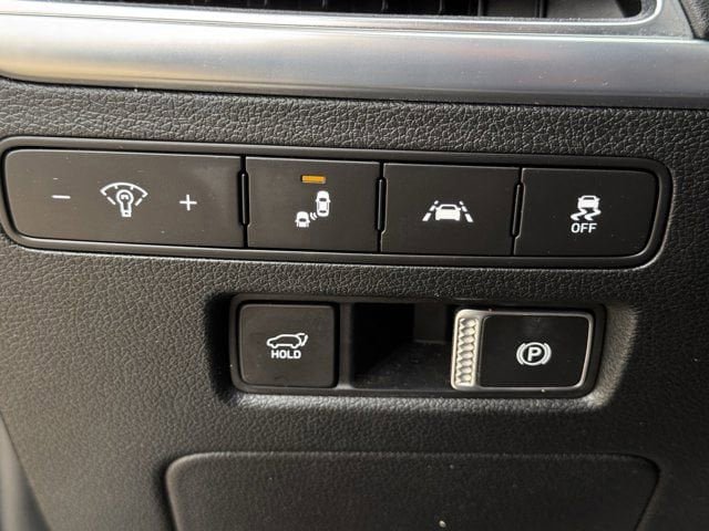 Used 2021 Hyundai Palisade Calligraphy FWD image 25