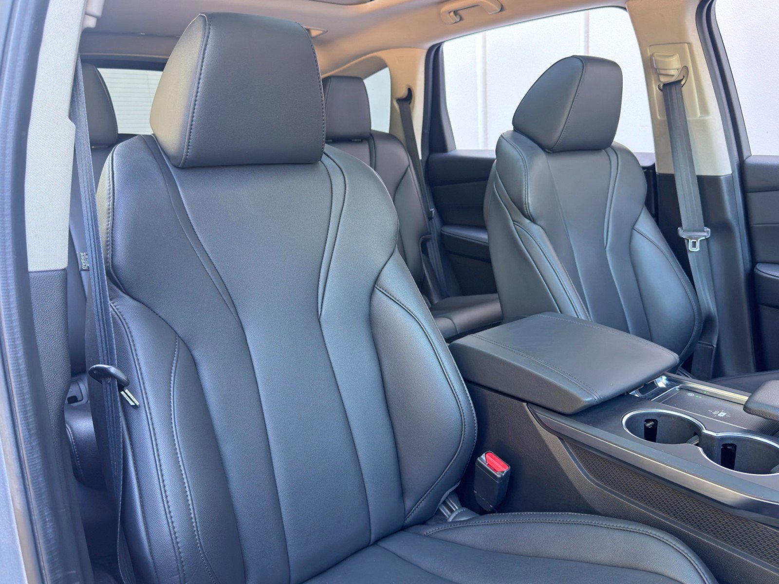 Used 2022 Acura MDX SH-AWD image 39