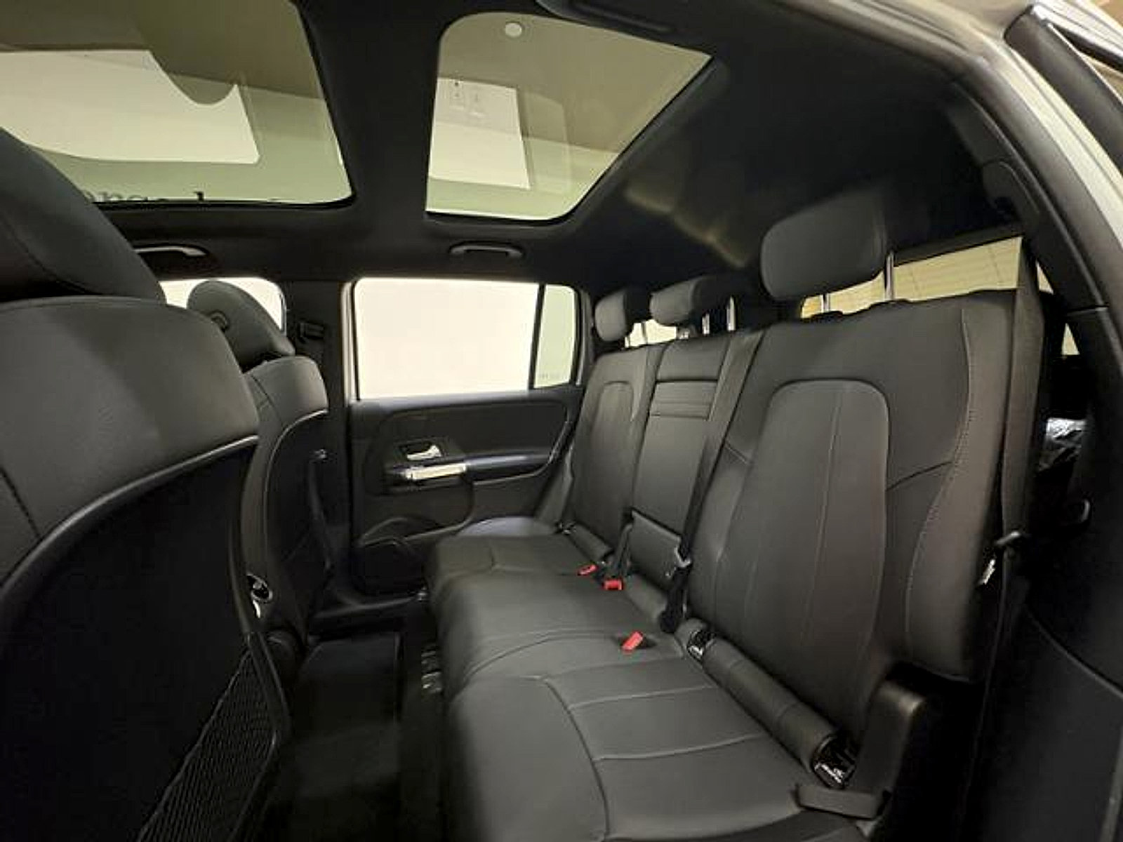 New 2026 Mercedes-Benz GLB 250 image 23