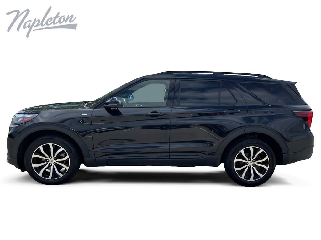 Used 2025 Ford Explorer ST-Line AWD/4WD image 4