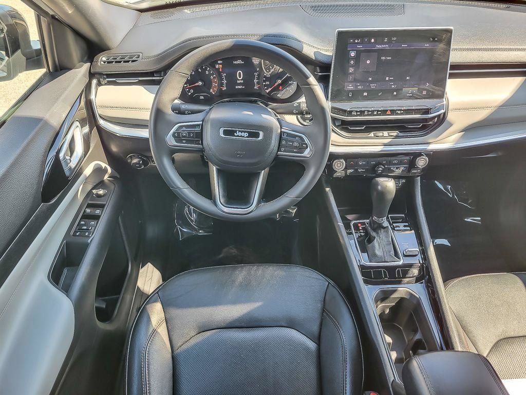 Used 2023 Jeep Compass Limited AWD/4WD image 13