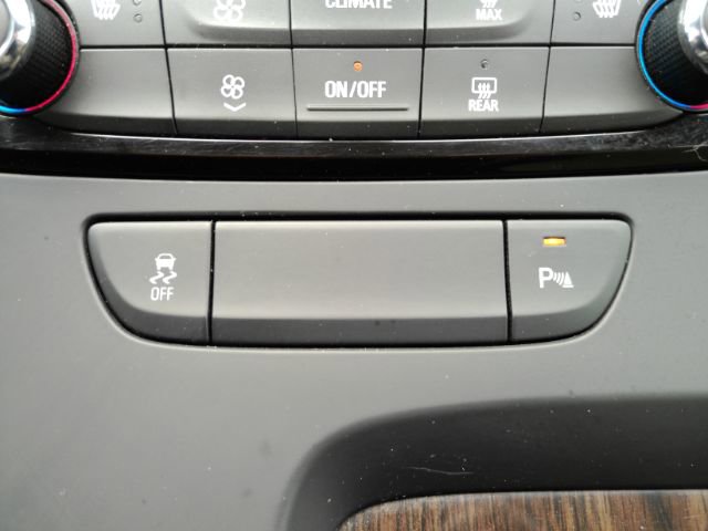 Used 2017 Buick LaCrosse Essence FWD image 48