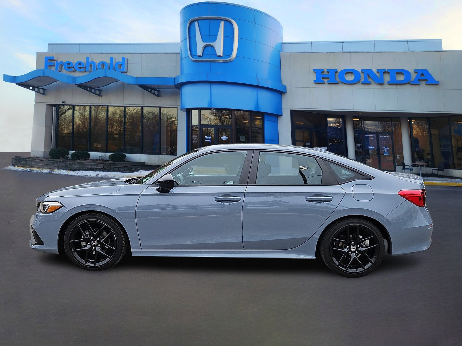 Used 2023 Honda Civic Sport image 4