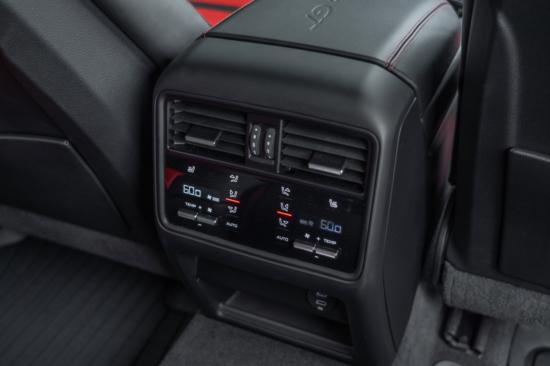 Used 2023 Porsche Cayenne Turbo GT image 49