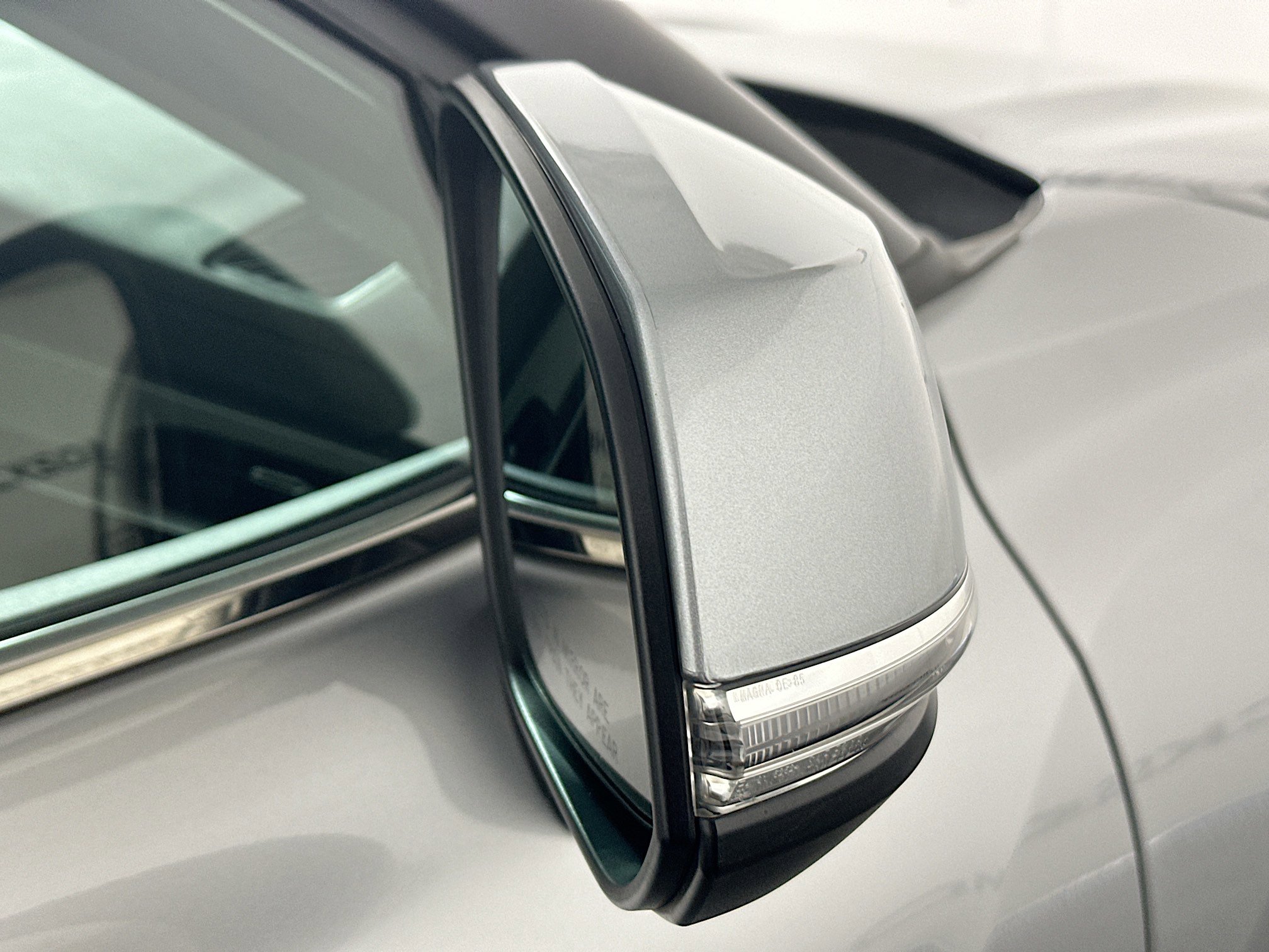 Used 2024 Toyota Highlander LE image 10