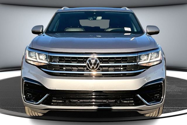 Used 2022 Volkswagen Atlas Cross Sport SEL R-Line image 2