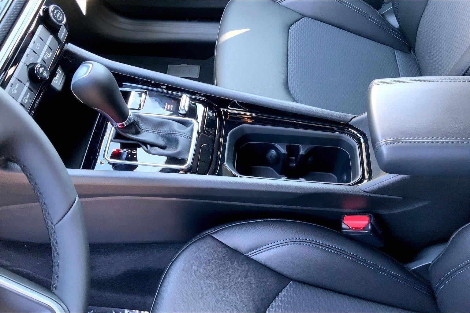 New 2026 Jeep Compass Latitude AWD/4WD image 8