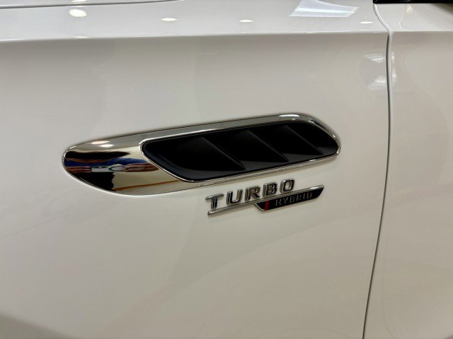 New 2026 Mercedes-Benz E 53 AMG e 4MATIC Sedan image 5