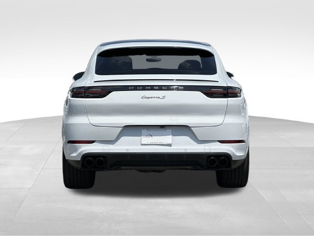 Used 2022 Porsche Cayenne S AWD/4WD image 4