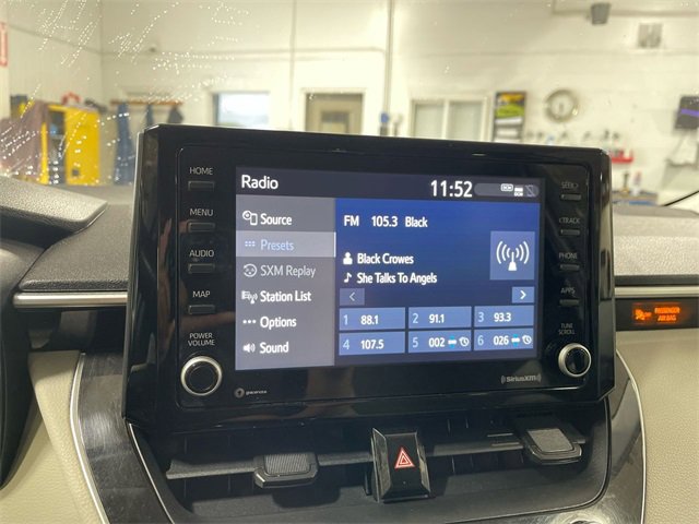 Used 2022 Toyota Corolla LE image 16