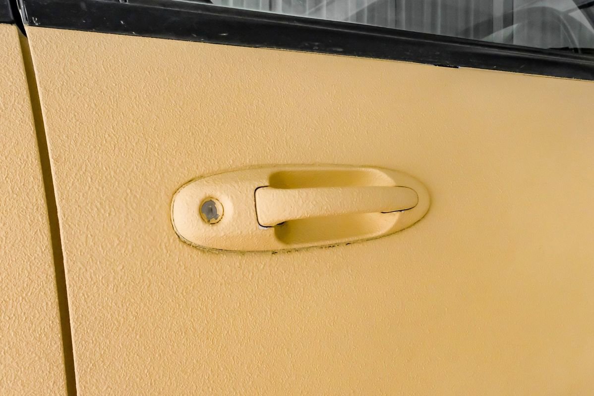 Used 2004 Toyota Sequoia SR5 image 41