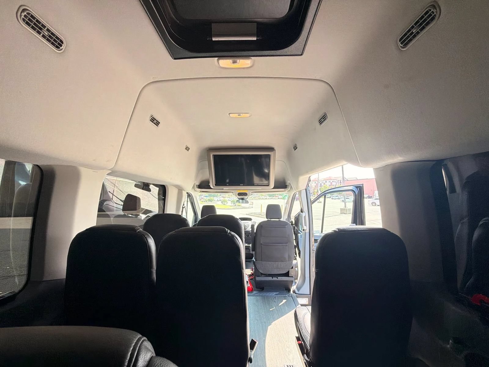 Used 2018 Ford Transit 350 XLT RWD image 20