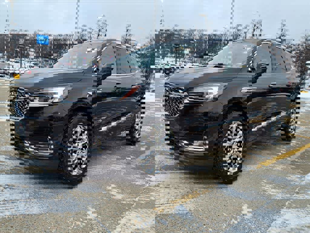 Used 2019 Buick Enclave Avenir w/ Avenir Technology Package image 4