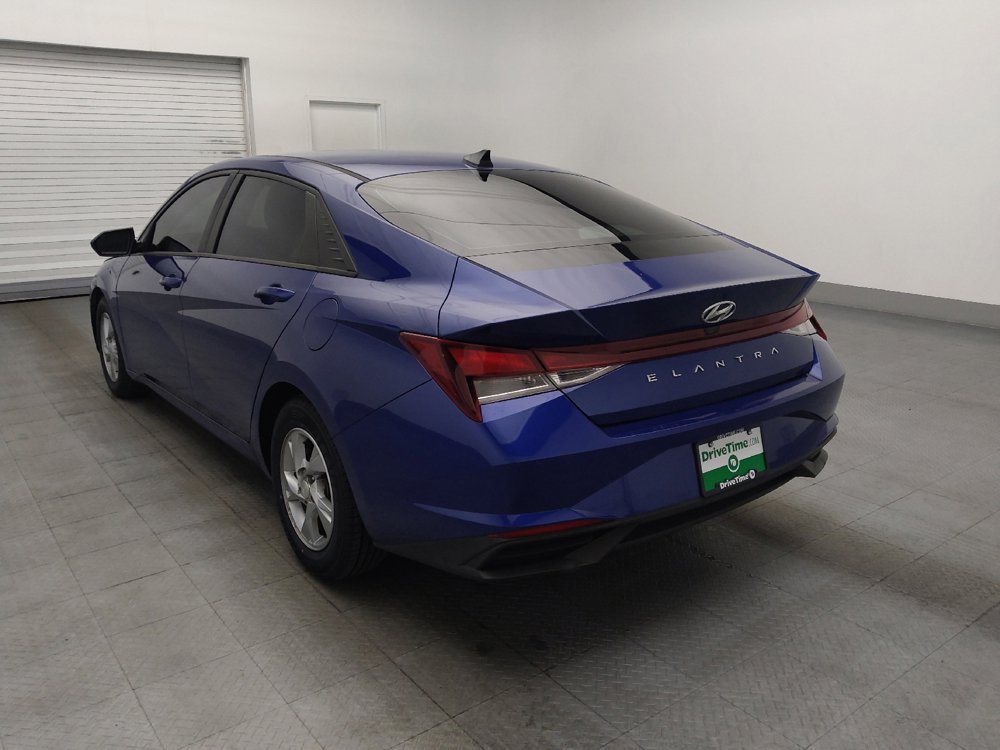 Used 2021 Hyundai Elantra SE FWD image 5
