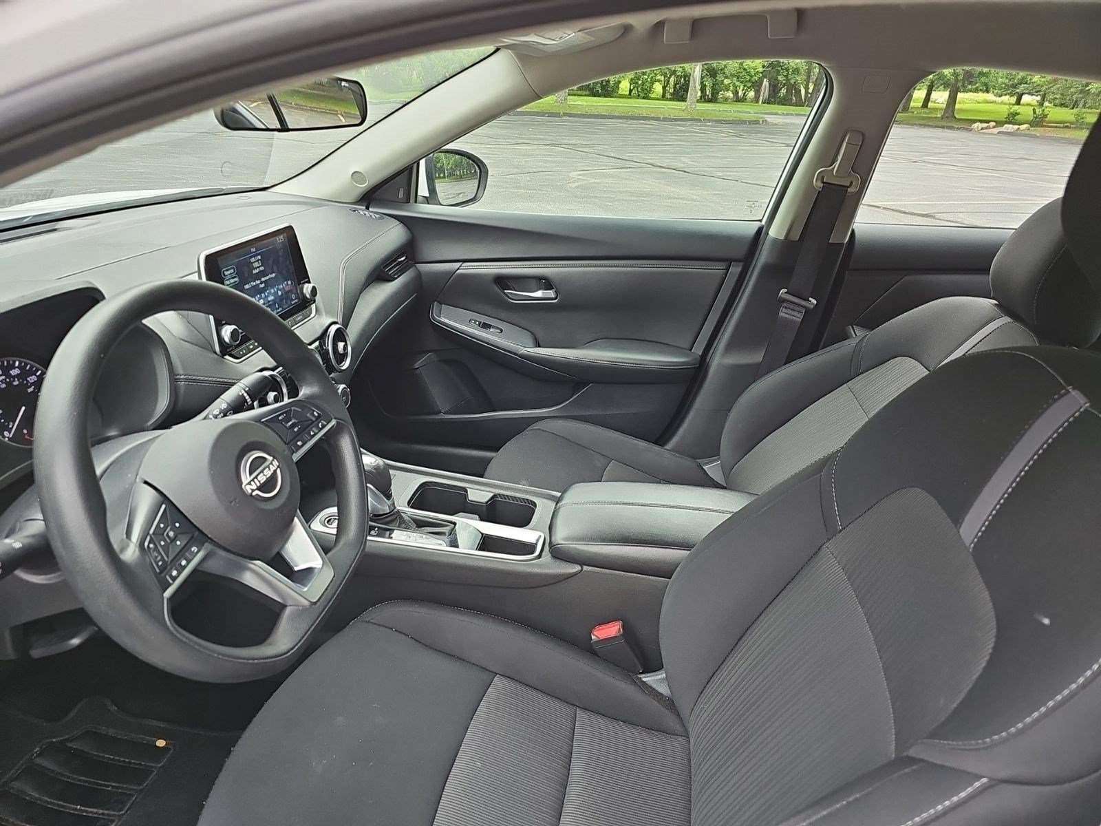 Used 2024 Nissan Sentra SV FWD image 18