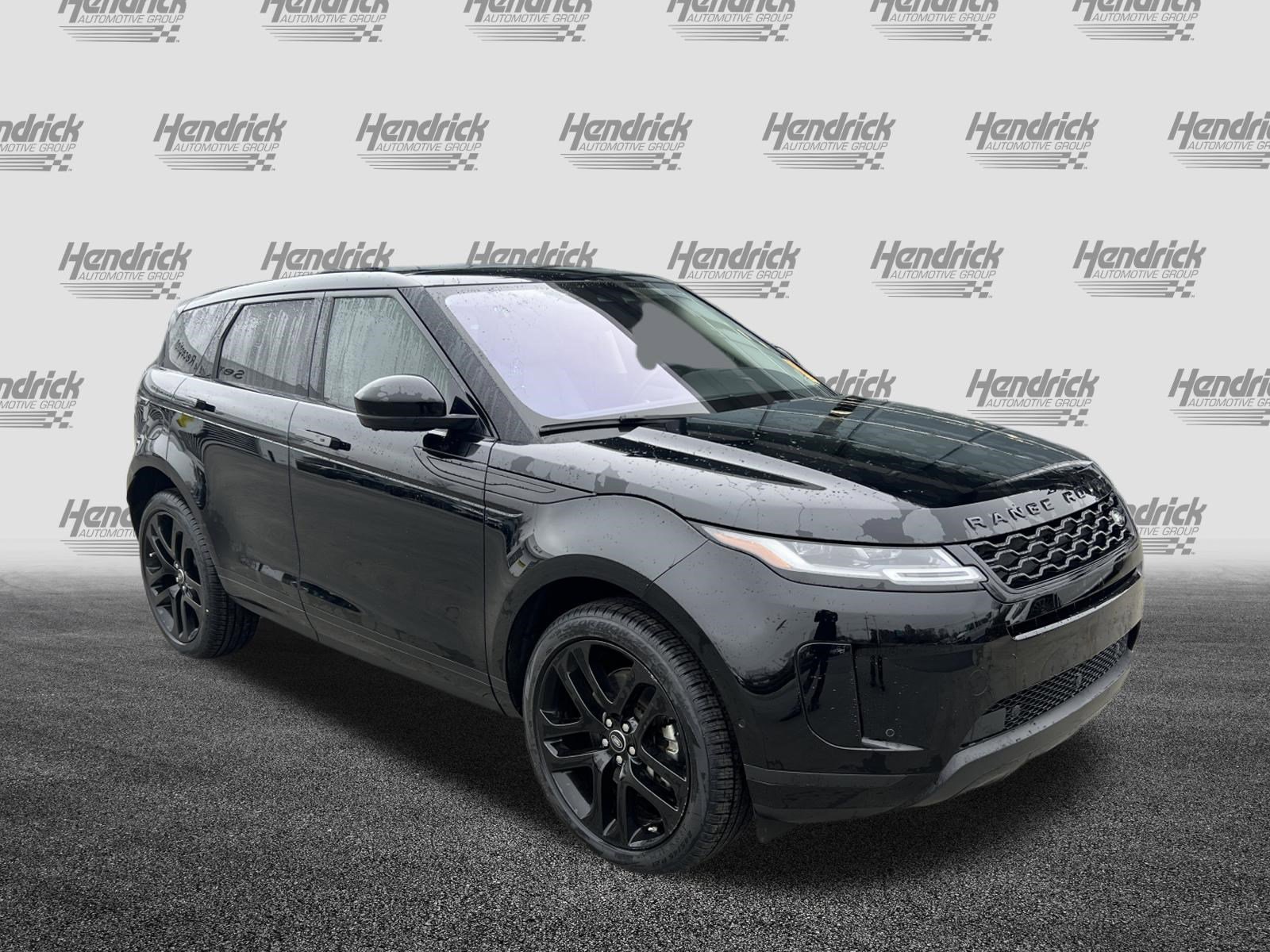 Used 2020 Land Rover Range Rover Evoque SE image 2