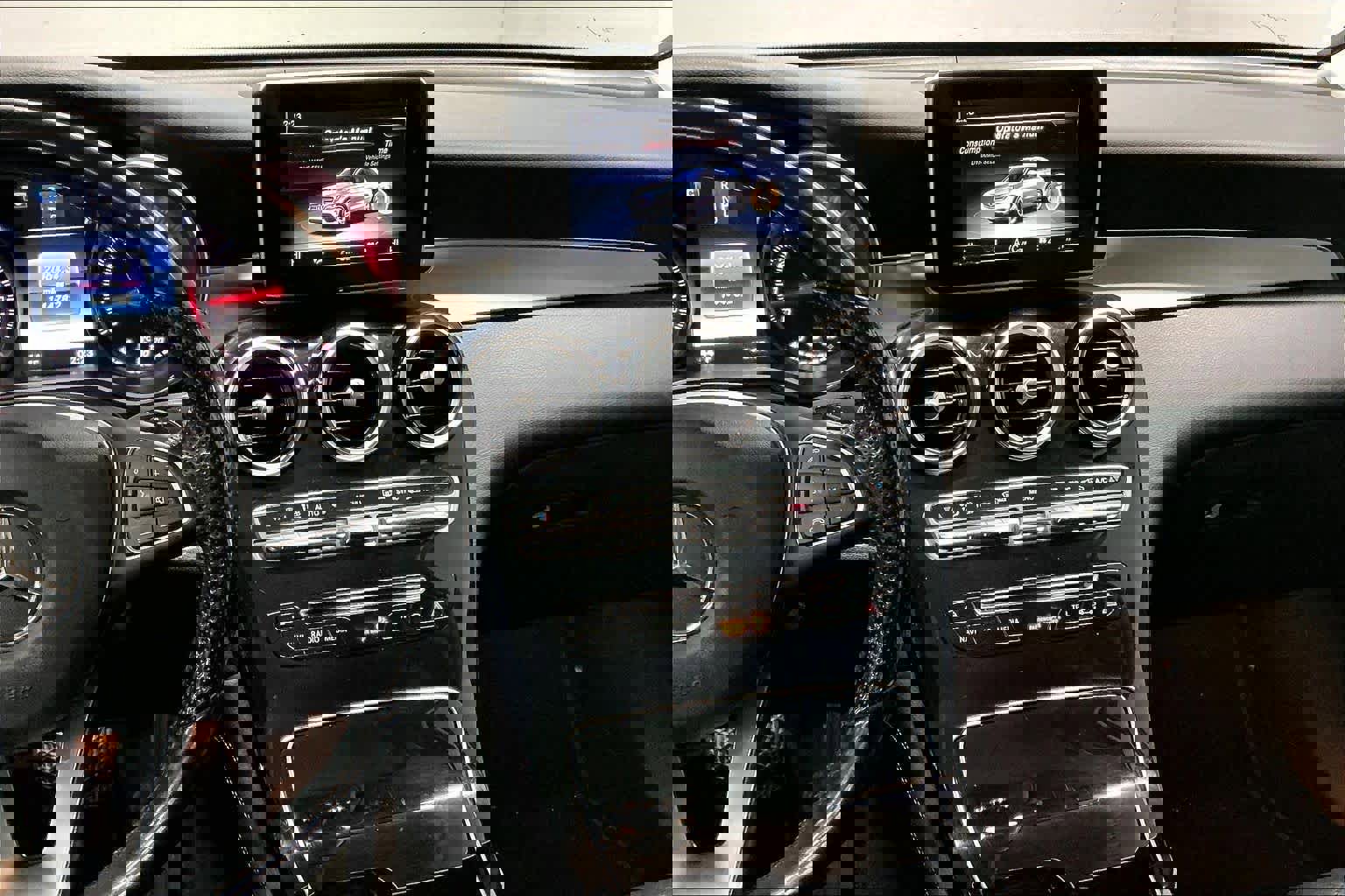 Used 2017 Mercedes-Benz GLC 300 4MATIC image 8