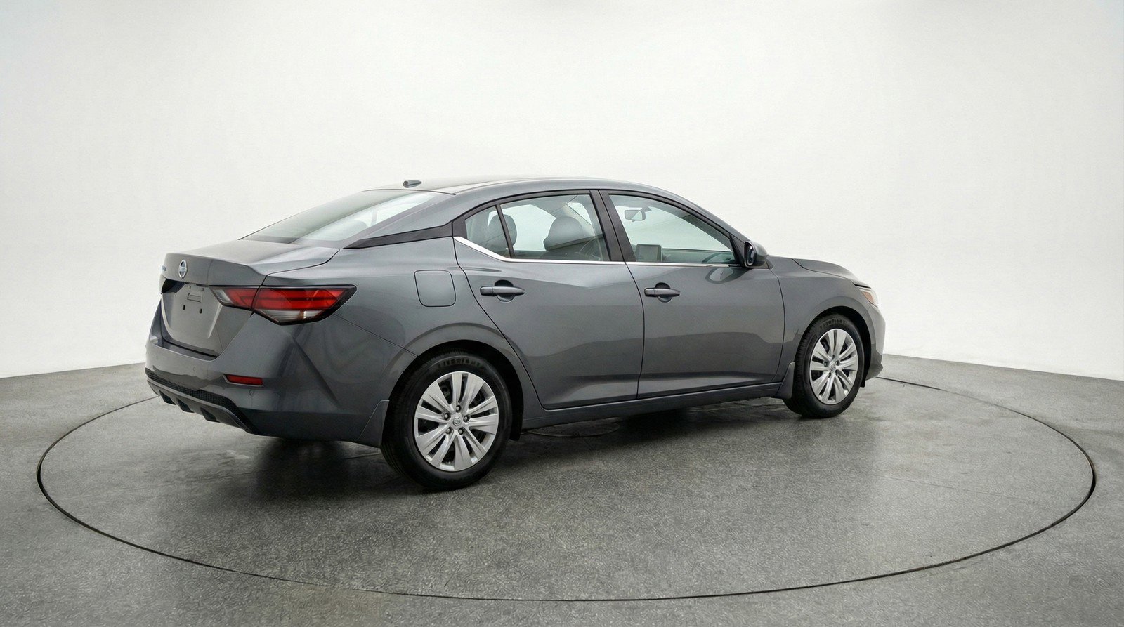 Used 2025 Nissan Sentra S FWD image 9