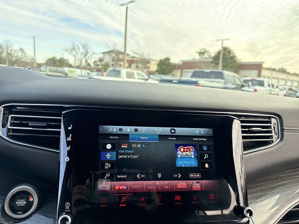 Used 2022 Jeep Wagoneer Series III image 18