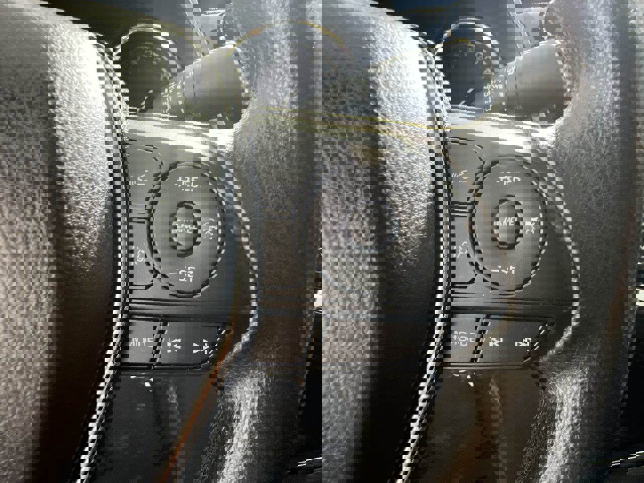 Used 2019 Toyota Camry LE image 19