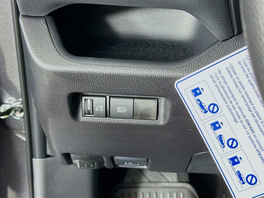 New 2025 Toyota RAV4 LE image 10