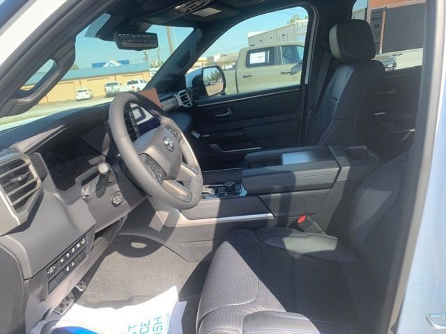 New 2026 Toyota Tundra Platinum w/ TRD Off-Road Package AWD/4WD image 22
