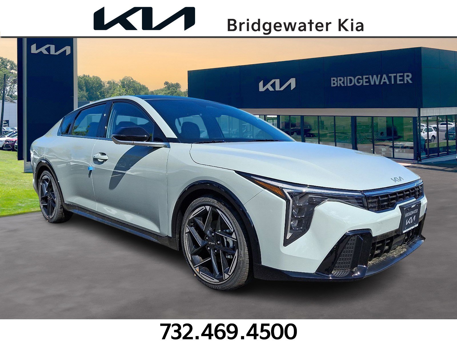 New 2025 Kia K4 GT-Line w/ GT-Line Sunroof Package FWD image 1