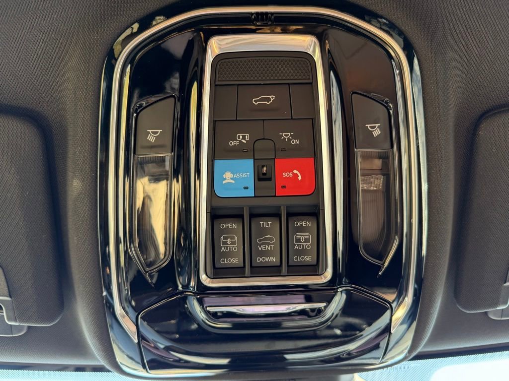 Certified 2024 Jeep Grand Cherokee Summit image 30